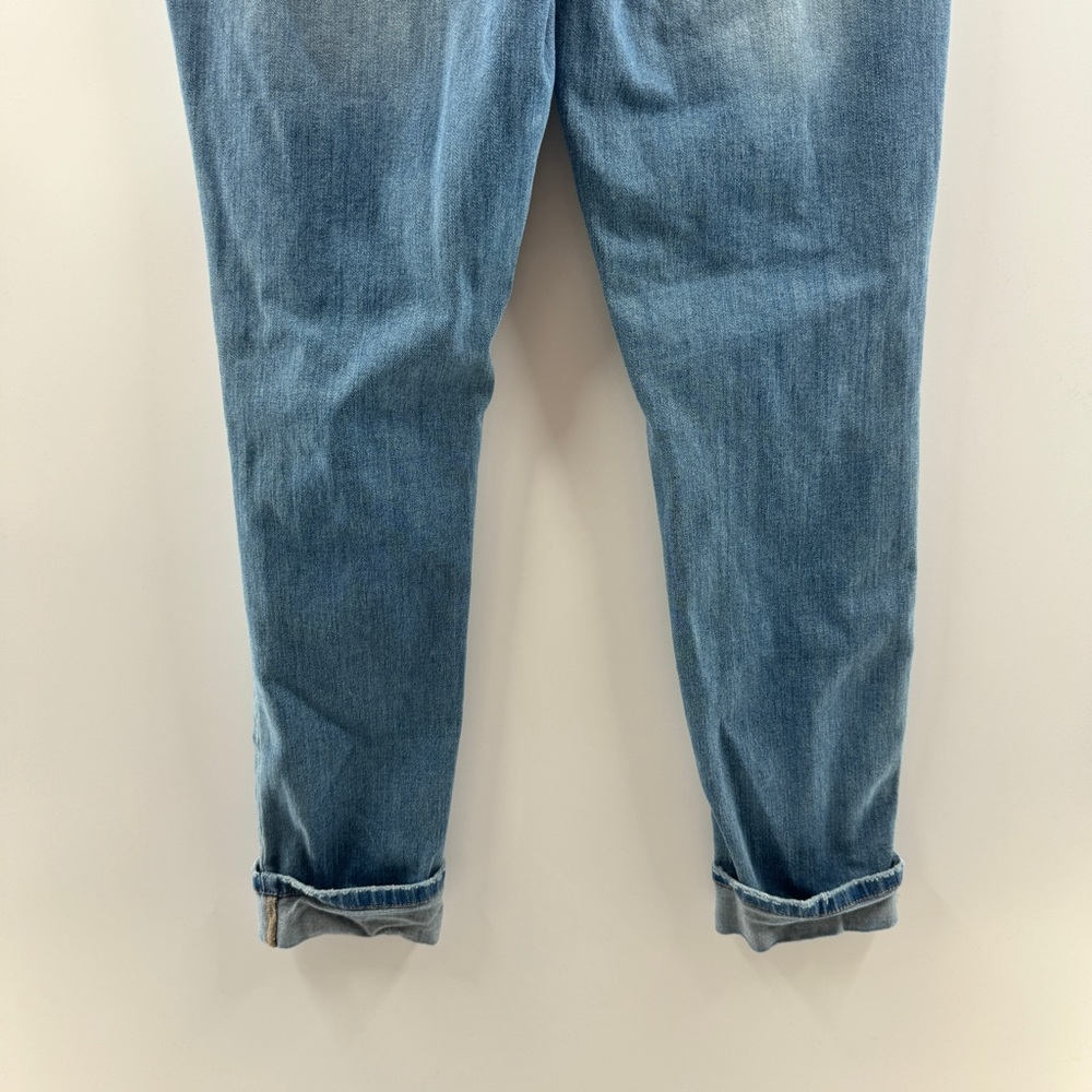 Universal Thread Medium Wash Distressed Mid-Rise … - image 7